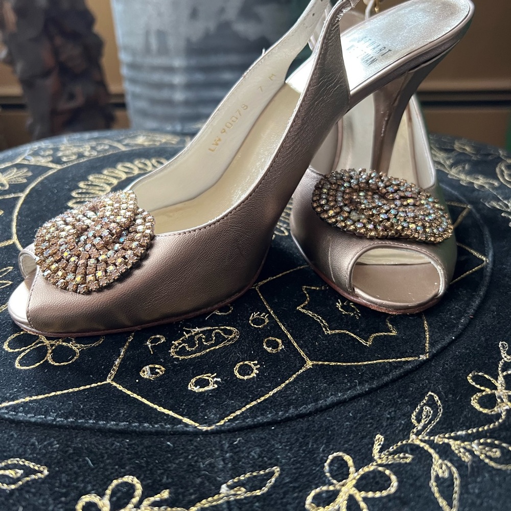 Stuart Weitzman 7 Rhinestone Heels Bronze Slingback Leather Shoes Metallic